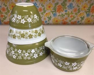 Vintage Pyrex mixing bowls - Spring Blossom, Crazy Daisy.