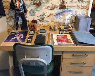 Phoenix Elvis doll by Doll World