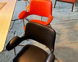 Rare MCM 1960's FLOATING TABLE & CHAIRS SET by Fixtures Manufacturing Corp.