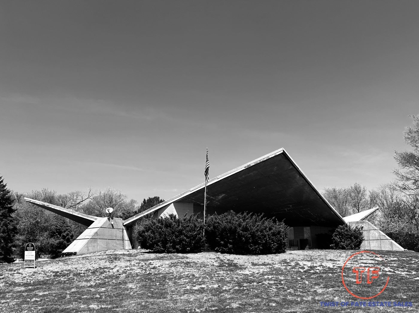 The MCM "Flying Nun House" Estate Sale