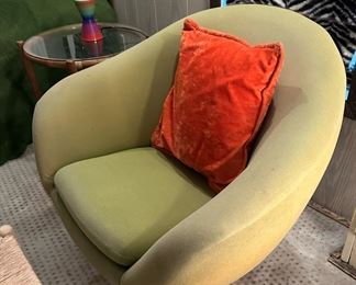 MCM Swivel Pod Chair by BURRIS IND