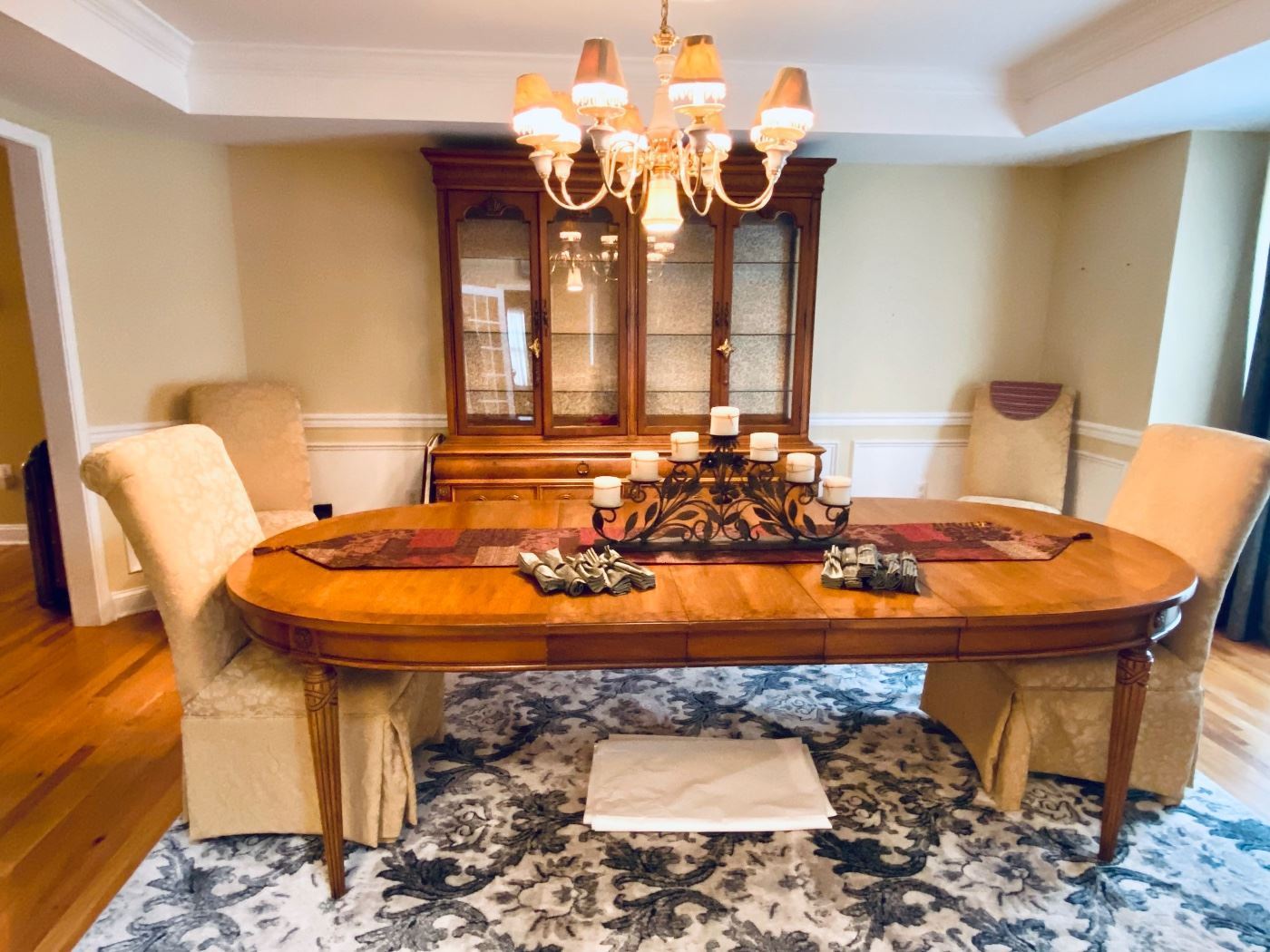 Thomasville  Dining room set