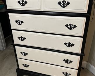 Chest of drawers 3 foot wide 