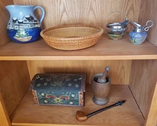 lots of knicks and knacks for you!