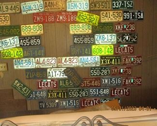 Vintage Missouri License plates (buyer gets to remove them)