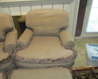 Pair of Vanguard (Hickory NC) club chairs with footstools