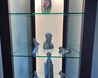 Mats Jonasson crystal art glass sculpture; Lladros