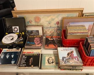 Portable new record player, Albums from all periods