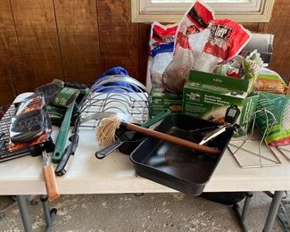Big Green Egg accessories (included with Egg)