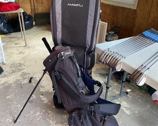 Titleist golf bag & Maxfli travel bag