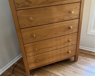 Vermont Tubbs Chest of drawers