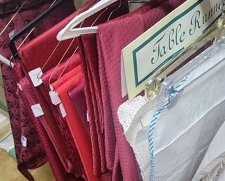 Tabke Ckothes