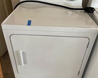 GE Clothes Dryer in excellent working condition