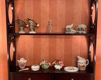 mahogany wall shelf/vintage & antique porcelain 