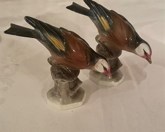 pair Hertwig German porcelain birds…pre WWII