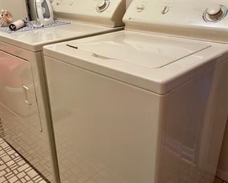 24 CEL May 2023 Retro Fun with Eclectic Flair