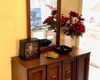 53 CEL May 2023 Retro Fun with Eclectic Flair