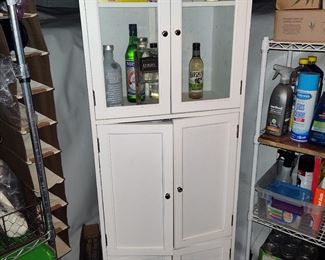 Upright Cabinet