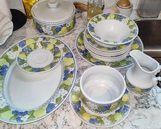 Metlox China Florence Pattern