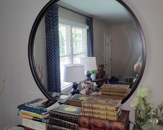 Round Mirror