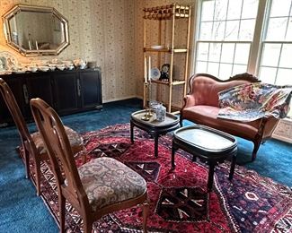 8 henredon dining chairs 1930’s antique Persian rug