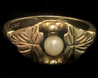 10k Gold inset pearl Ring