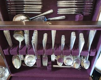 Towle 119 pc set Candlelight pattern