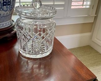 Crystal biscuit container