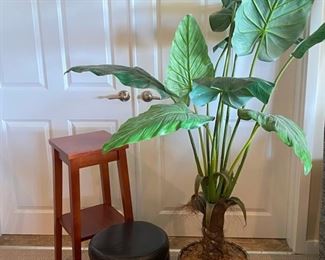6 Artificial Ficus Vinyl Ottoman Bar Stool  Plush Throw Blanket