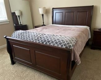 Queen Sleigh Bed