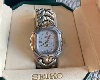 Seiko Kinetic Mens Watch