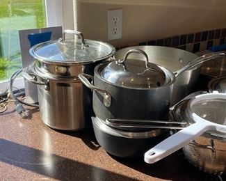 Tramontina Stock Pot Caphalon Cookware Set Pyrex Glass MixingStorage Bowls