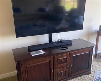 Visio 80 TV Yamaha Soundbar Amazon Fire TV  Wood Media Console