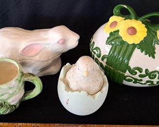 Ceramic collectibles 