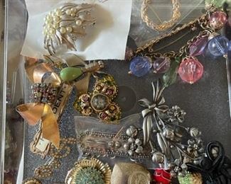 Great selection of vintage jewelry.