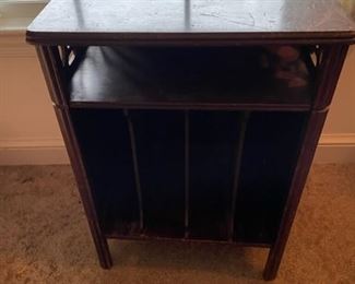 Many small pieces - great for refinishing.