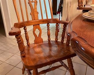 1 of 2 oak dining chairs w/arms
