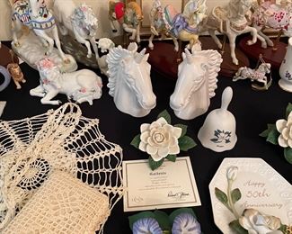 Carousel horses, unicorns 