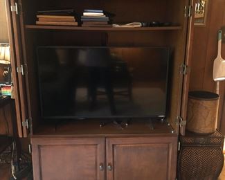 Small entertainment center With Vizio TV