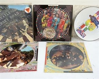 1012 LOT OF BEATLES/MCCARTNEY & HARRISON PICTURE DISCS INCLUDES 2 PICTURE DISCS FOR ABBEY ROAD, SGT PEPPERS, PAUL MCCARTNEY & WINGS BAND ON THE RUN, & GEORGE HARRISON WHEN WE WAS FAB