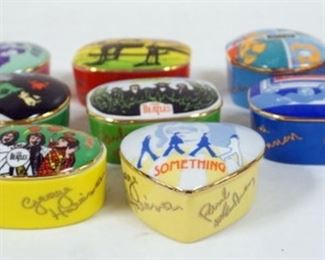 1047 12 FRANKLIN MINT *THE BEST OF THE BEATLES* PORCELAIN MUSIC BOXES