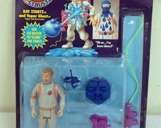 1097 GHOST BUSTERS 1986 TV TRAY, SOME DENTING