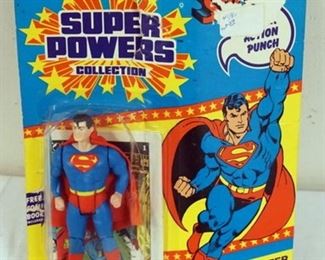 1136 SUPER POWERS COLLECTION ACTION FIGURE *SUPERMAN*, KENNER 1985, SEALED. RIP ON TOP OF CARDBOARD