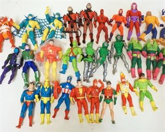 1177 LARGE LOT OF VINTAGE ACTION FIGURES. AS FOUND