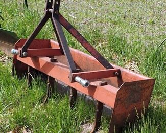 3-Point 4' Box Blade With 4 Tines