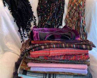 Scarfs And Shawls Yall Lot 1 Winter
