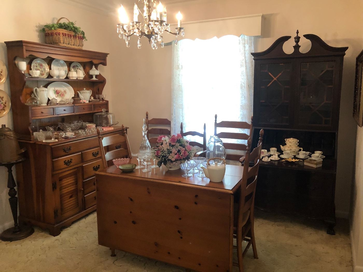 NEWTON ESTATE TAG SALE BY PAMELA THURS MAY... starts on 5/25/2023