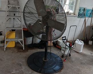 Super sized fan