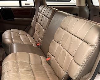 1992 Jeep Grand Wagoneer - rear interior
