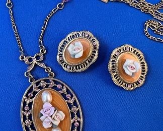 Vintage necklace and clip-on earring set